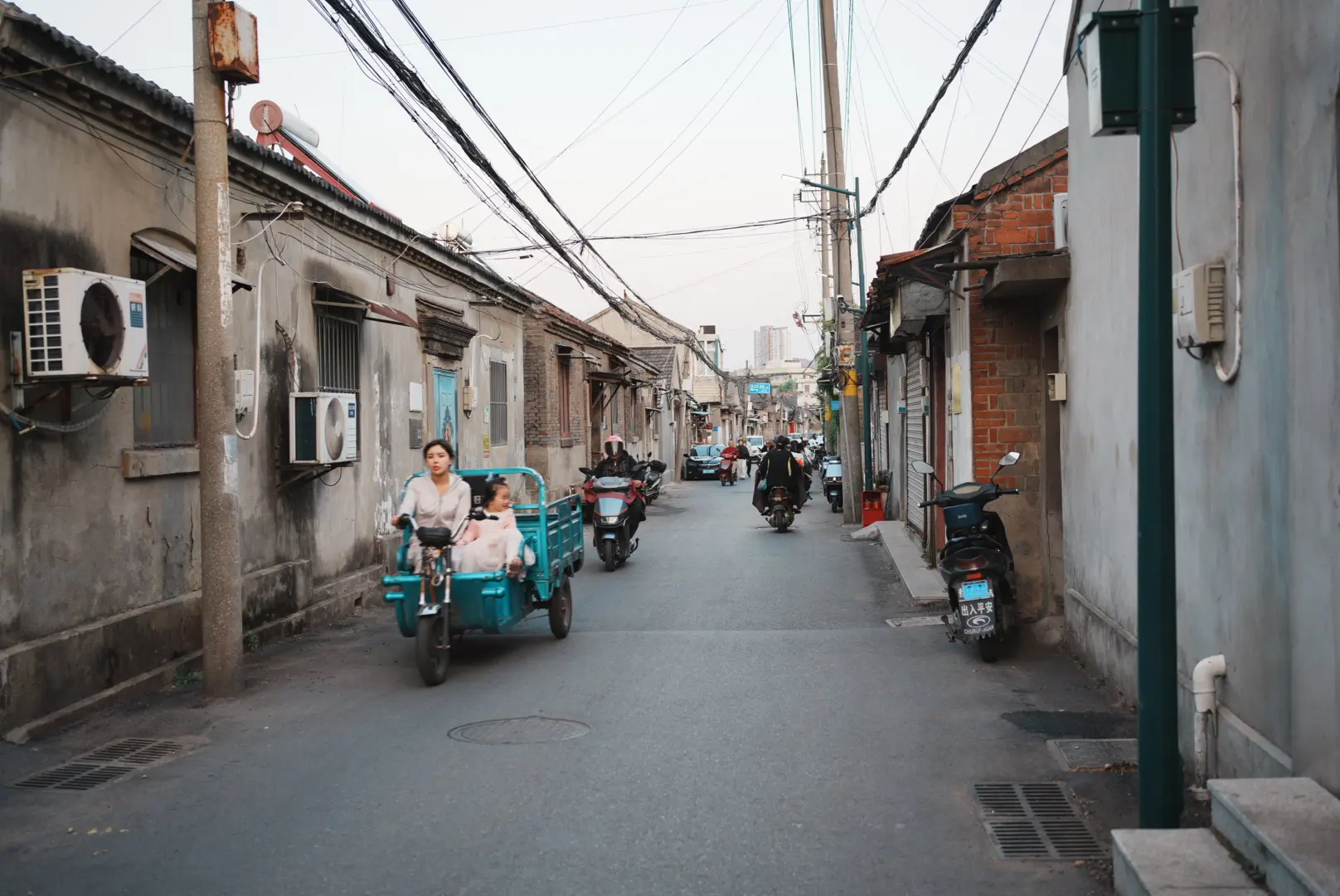 HDK06346-dk-compressed.webp