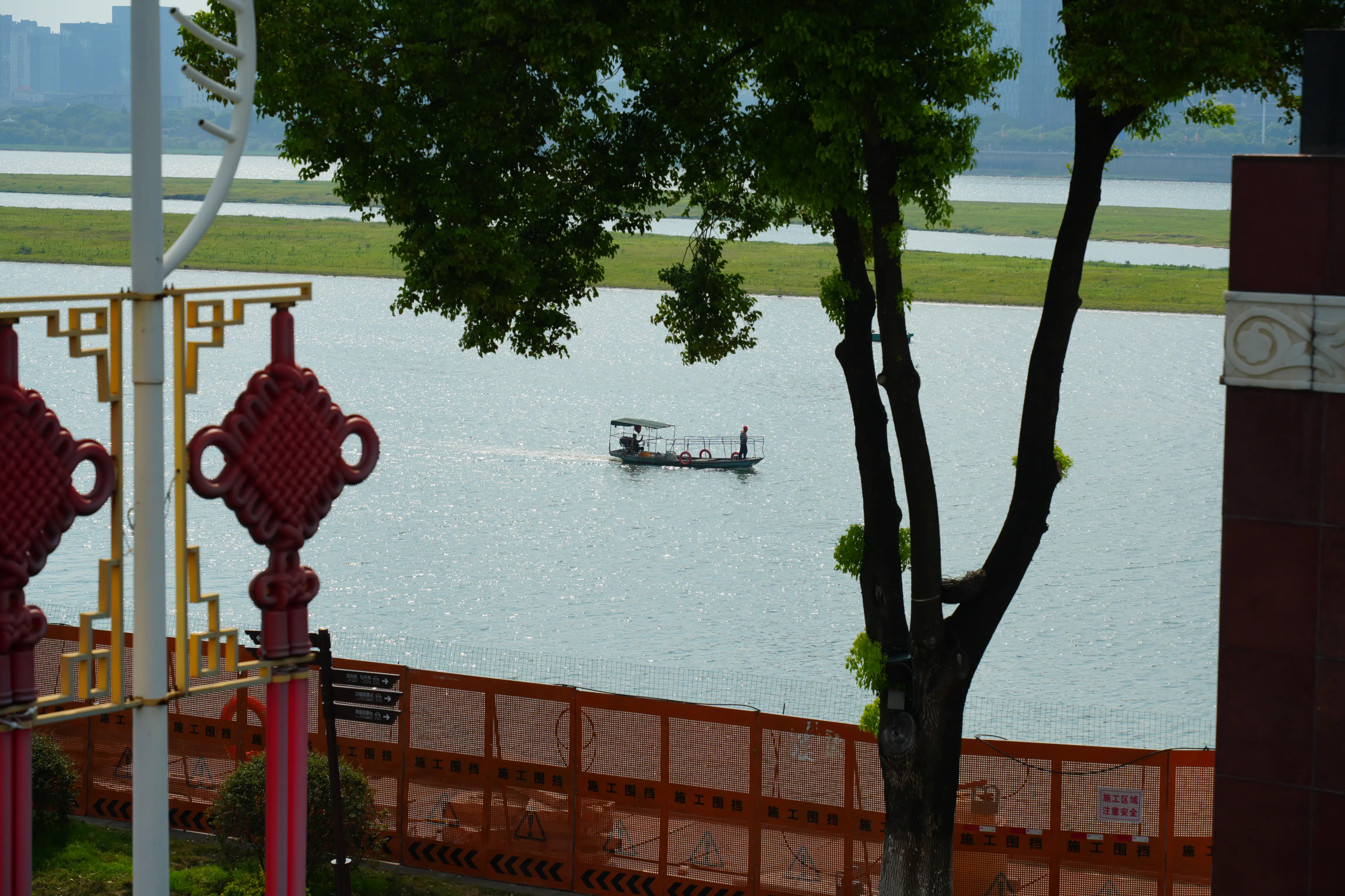 HDK07222-dk-compressed.webp